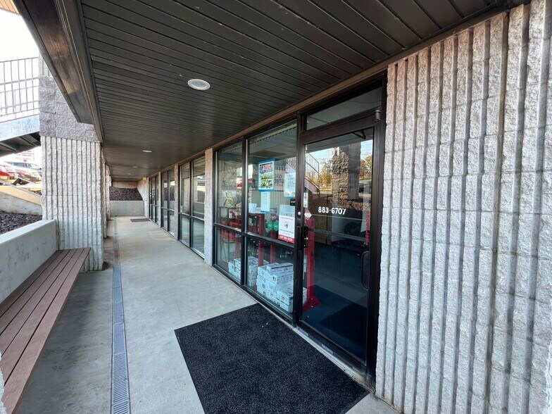 More Photos Of 5133 S Campbell Ave, Springfield Storefront Retail Office For Sale