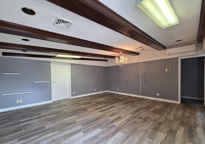 More Photos Of 2200 Foote Ave, Jamestown Medical For Sale