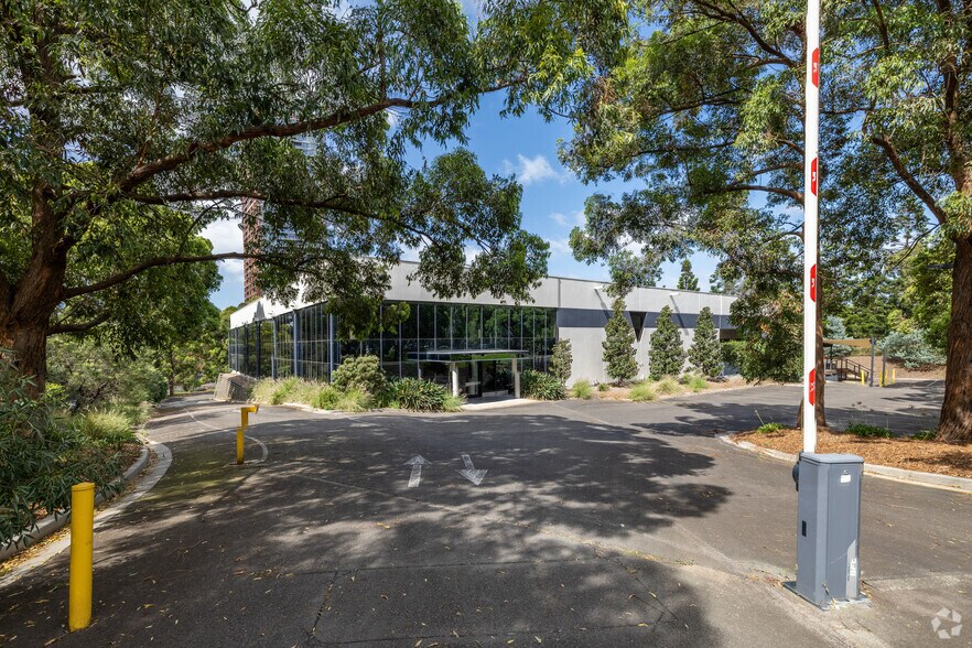 Primary Photo Of 8 Figtree Dr, Sydney Olympic Park Flex For Lease