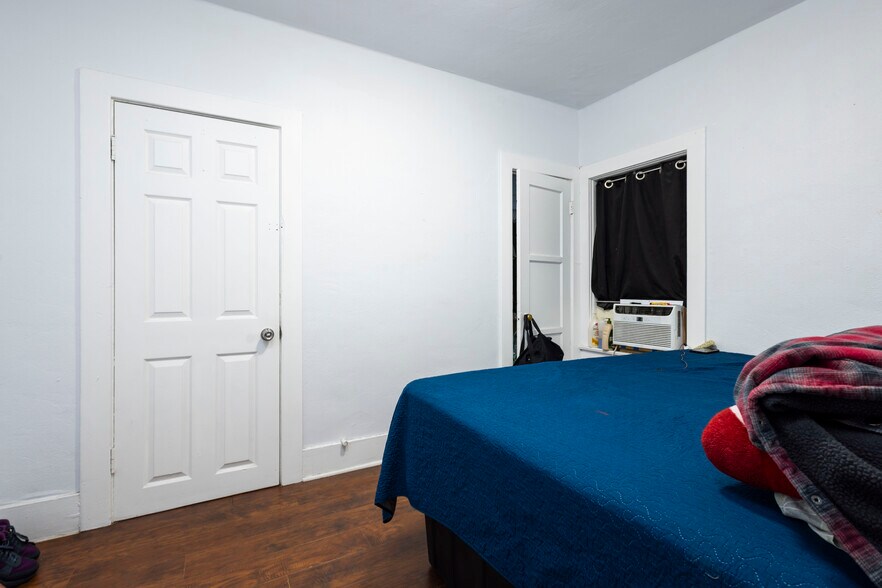 More Photos Of 1230 S Wilmington Ave, Compton Apartments For Sale