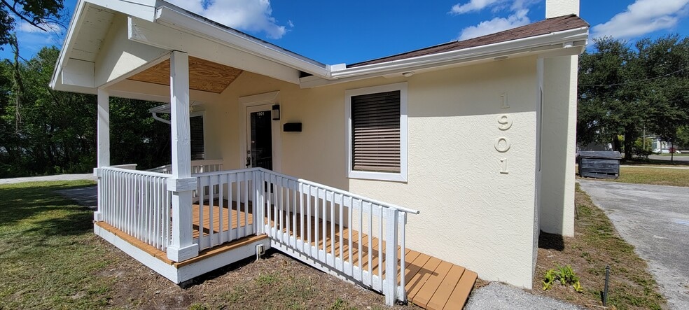 More Photos Of 1901 W Sligh Ave, Tampa Office For Sale