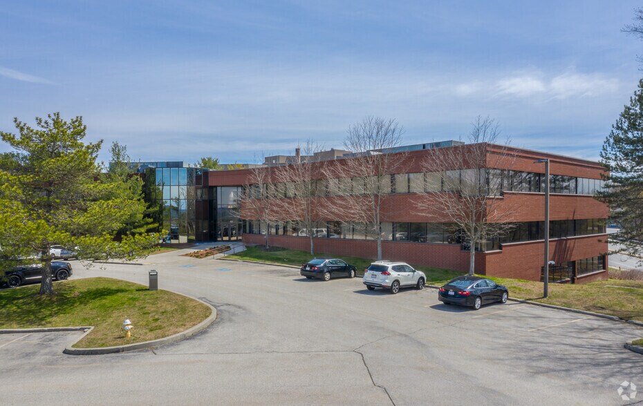 More Photos Of 65 Boston Post Rd W, Marlborough Office For Lease