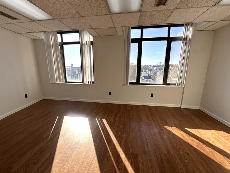More Photos Of 28 N Main St, Port Chester Storefront Retail Office For Lease