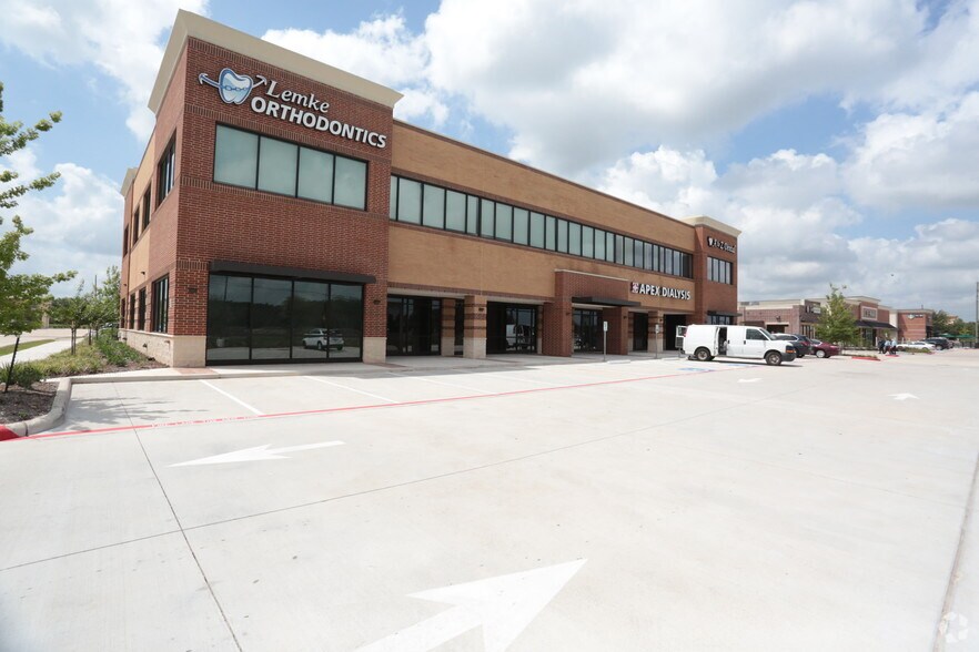 More Photos Of 6514 Highway 90A, Sugar Land Medical For Sale