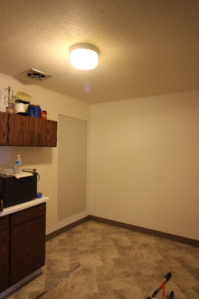 More Photos Of 6420 Redruth St, Duluth Warehouse For Sale