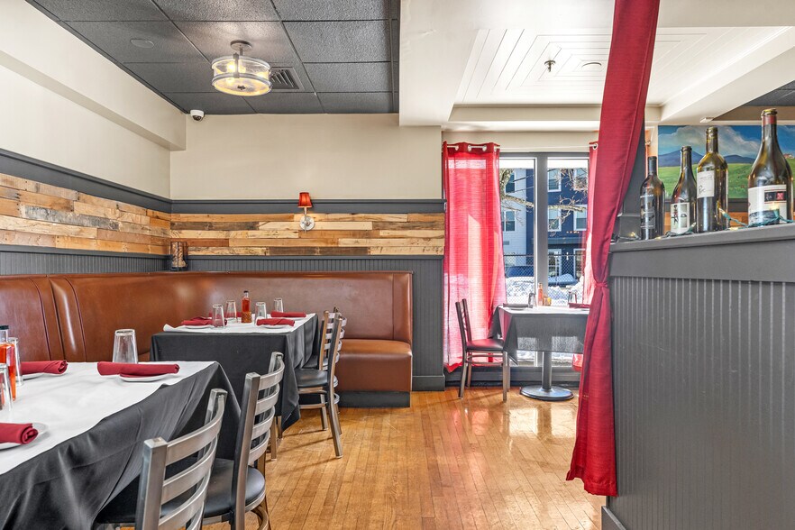 More Photos Of 2099 Post Rd, Warwick Restaurant For Sale