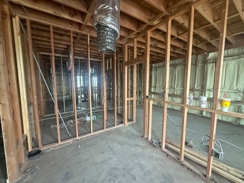 More Photos Of 3305 Bankhead Hwy, Midland Warehouse For Sale