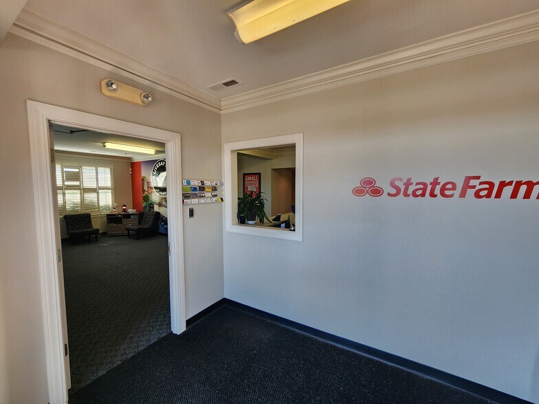 More Photos Of 7006 Pelham Rd, Greenville Office For Sale