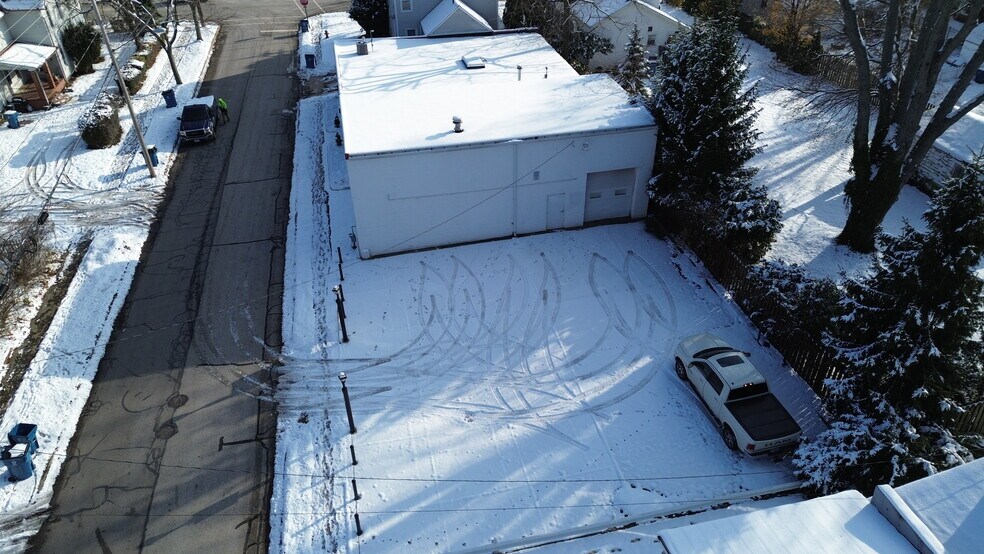 More Photos Of 37930 2nd St, Willoughby Freestanding For Sale