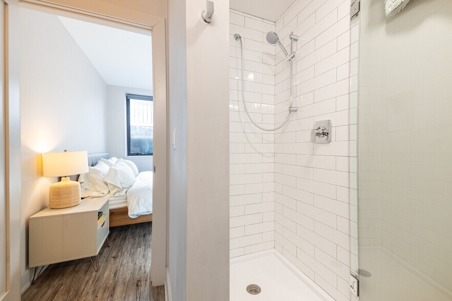 More Photos Of 830 Henry St, Ann Arbor Apartments For Sale