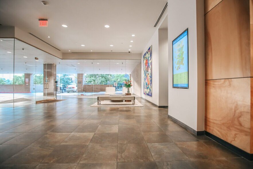 More Photos Of 3400 Carlisle St, Dallas Office For Sale