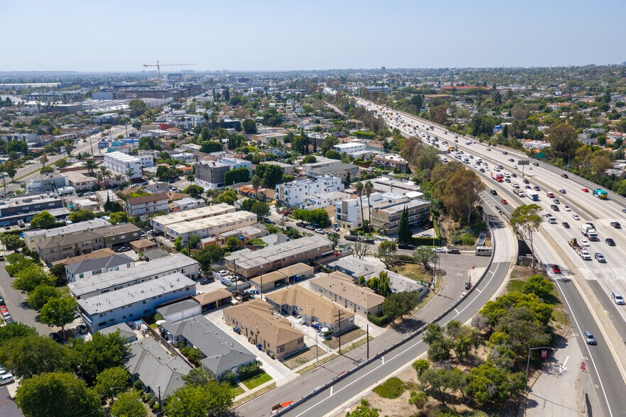 More Photos Of 8612 Beverlywood St, Los Angeles Apartments For Sale