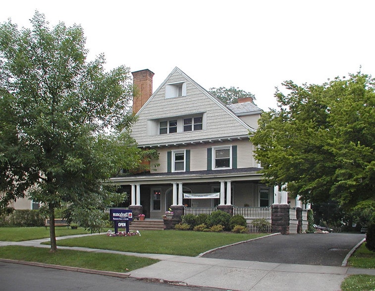 Primary Photo Of 96 Park St, Montclair Office For Lease
