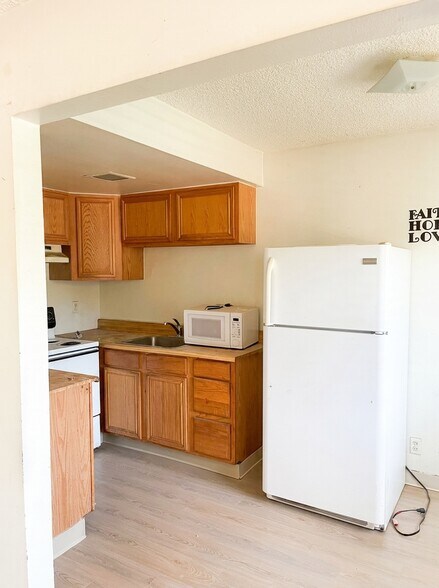 More Photos Of 900 Willow St, Reno Apartments For Sale
