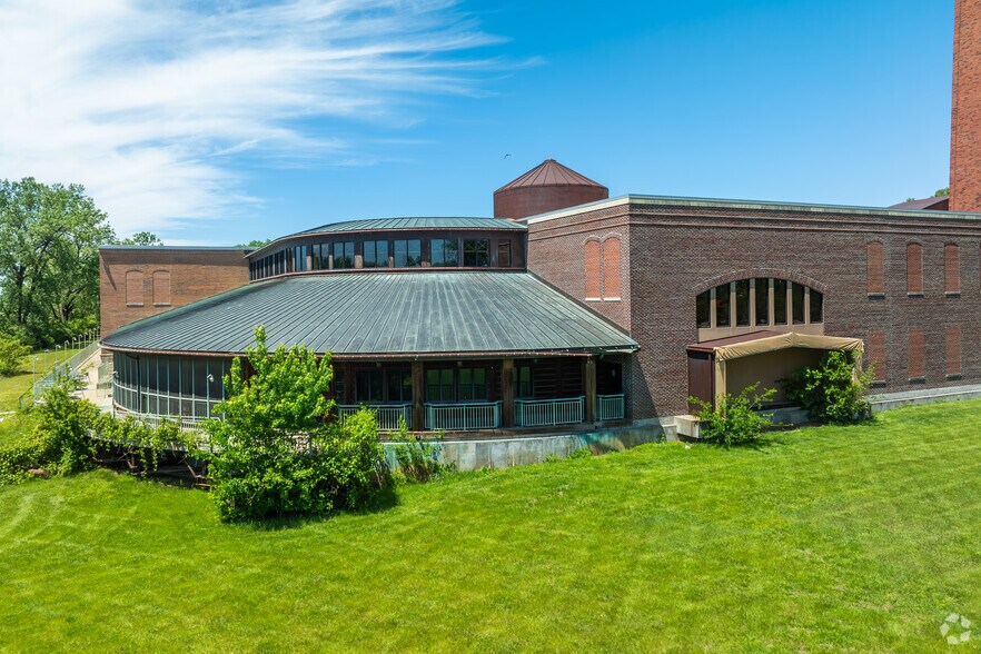 Primary Photo Of 6711 NE Birmingham Rd, Kansas City Office For Lease