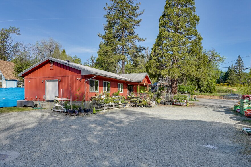 More Photos Of 29435 CA-49 Hwy, North San Juan Freestanding For Sale