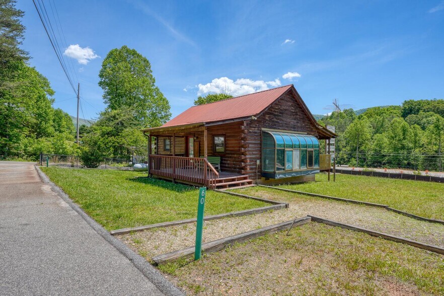 More Photos Of 23 & 60 Greenbriar Hwy, Blairsville Office For Sale