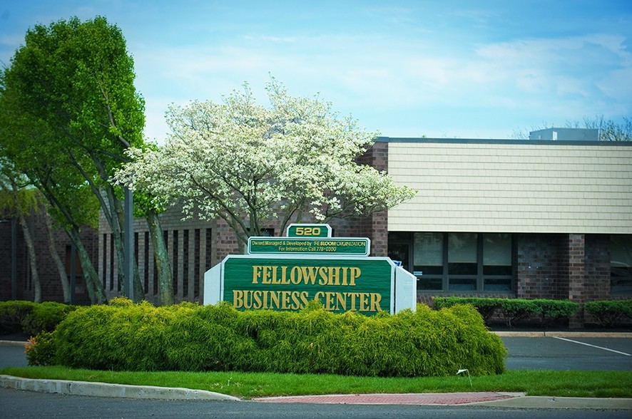 Primary Photo Of 520 Fellowship Rd, Mount Laurel Flex For Lease