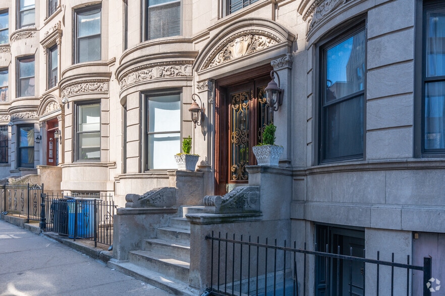 More Photos Of 1518 Bedford Ave, Brooklyn Apartments For Sale