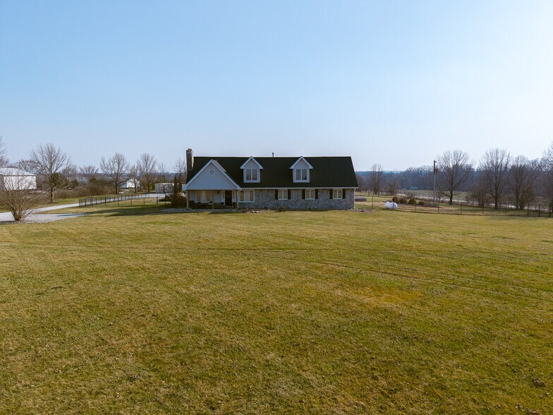 More Photos Of 836 E Highway N, Wentzville Flex For Sale