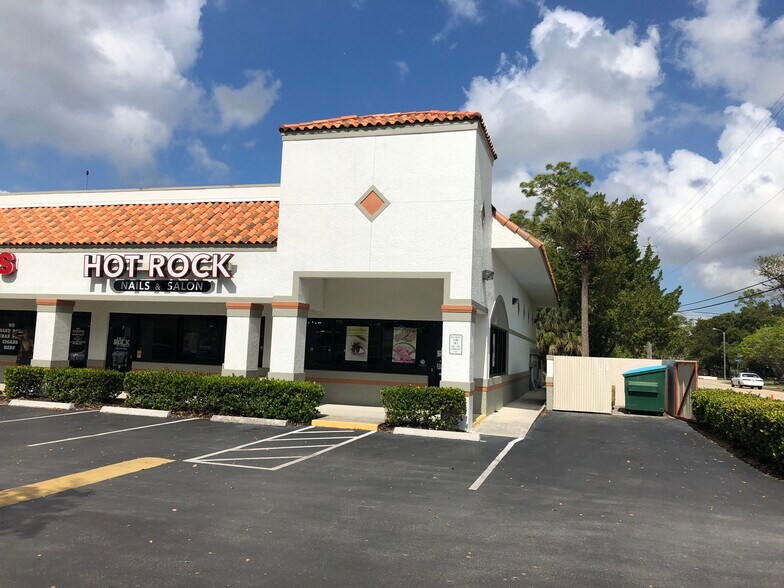 More Photos Of 12575 S Cleveland Ave, Fort Myers Unknown For Lease