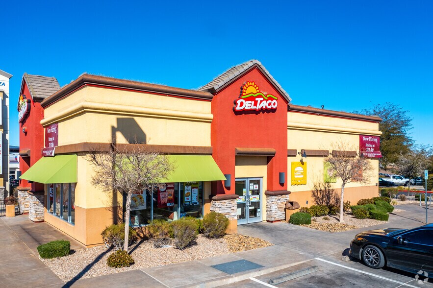 Primary Photo Of 150 N Boulder Hwy, Henderson Restaurant For Lease