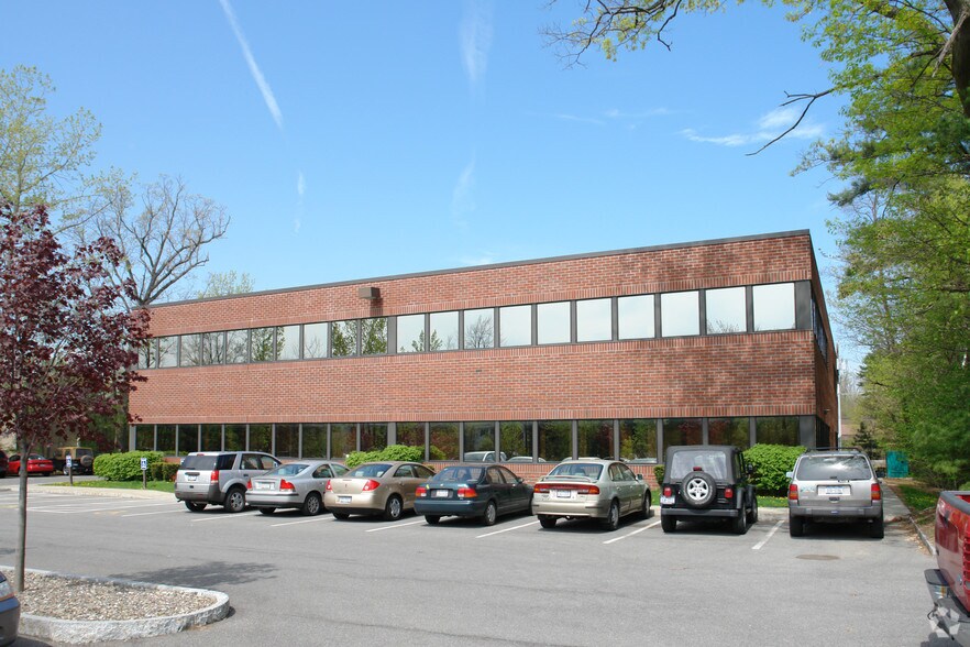 More Photos Of 441 New Karner Rd, Albany Office For Lease