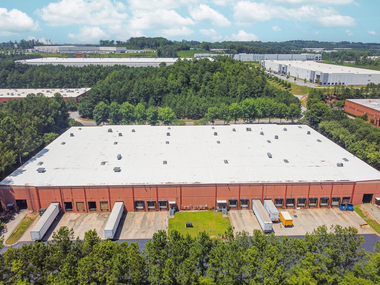 More Photos Of 7990 Second Flags Dr, Austell Unknown For Lease