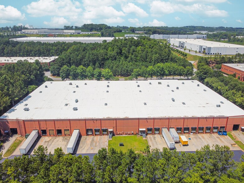 More Photos Of 8015 Second Flag Dr, Austell Warehouse For Lease