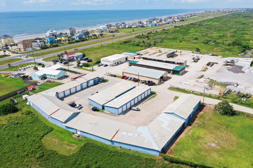 More Photos Of 4820 Pean St, Galveston Warehouse For Sale