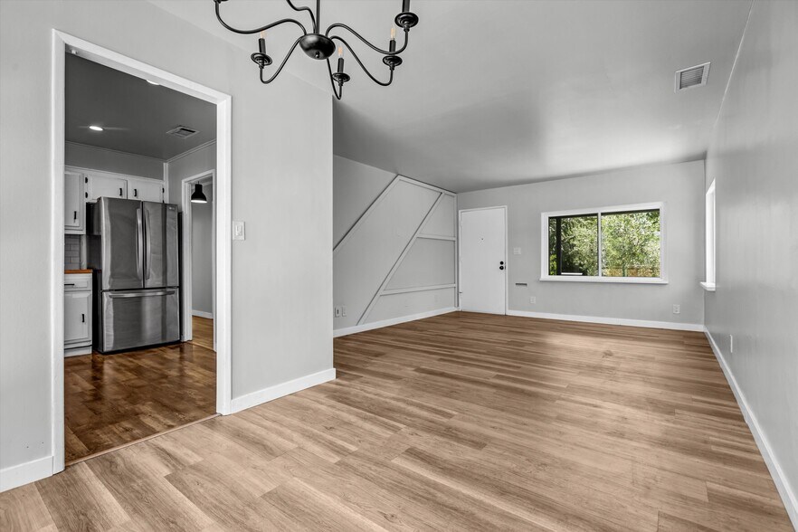 More Photos Of 6512 Coldwater Canyon Ave, Valley Glen Apartments For Sale