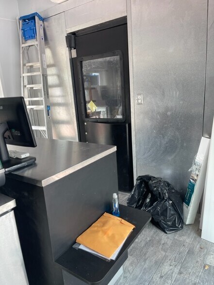 More Photos Of 2885 Grand Ave, Baldwin Freestanding For Sale