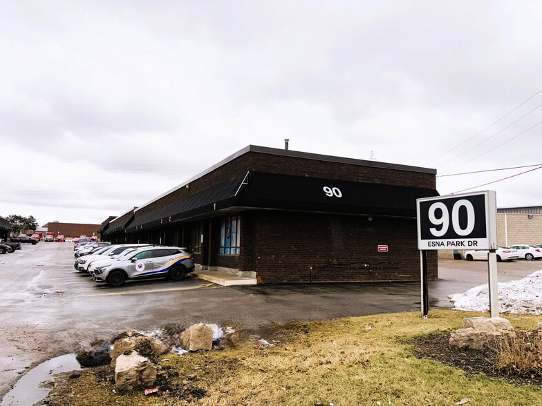 More Photos Of 90 Esna Park Dr, Markham Service For Lease