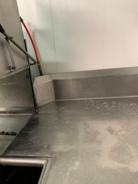 More Photos Of 307 N Broadway, Green Bay Restaurant For Sale