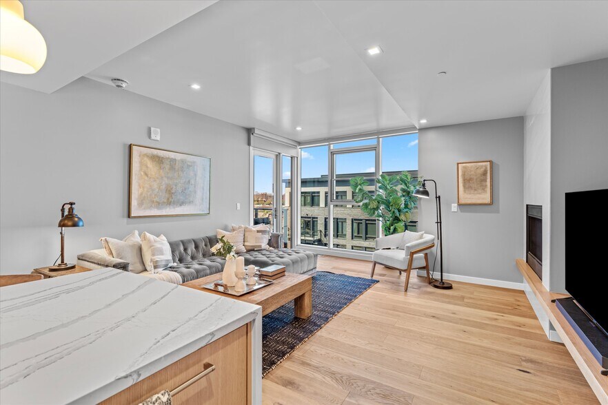 More Photos Of 590 Waterfront Way, Vancouver Multifamily For Sale