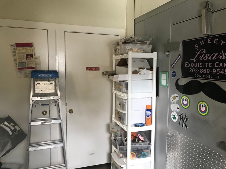 More Photos Of 3 Field Rd, Cos Cob Specialty For Sale