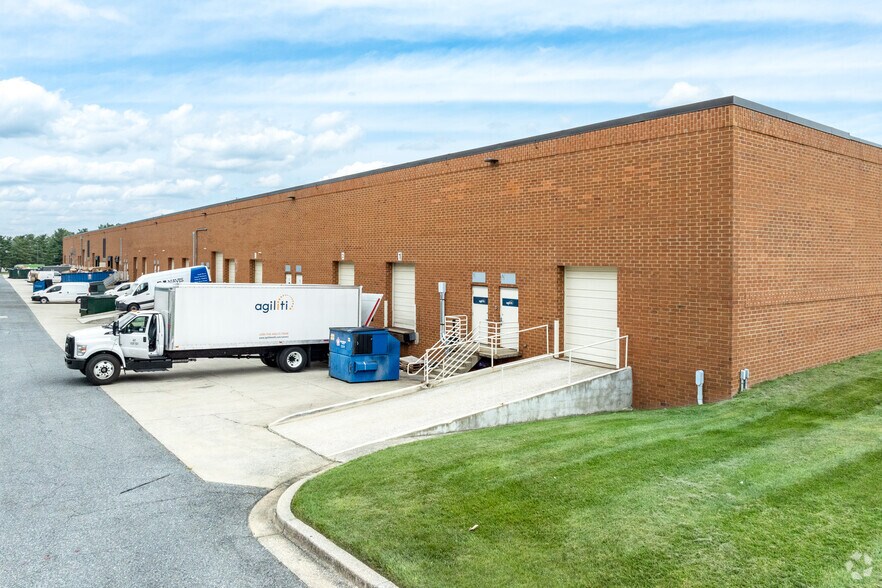 More Photos Of 6671 Santa Barbara Rd, Elkridge Flex For Lease