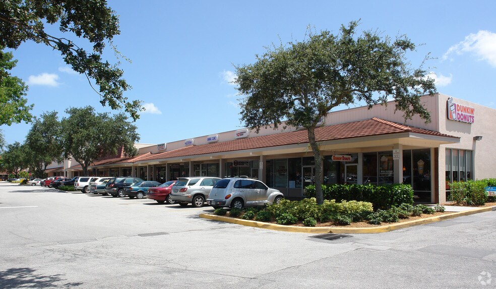 More Photos Of 4366-4430 Northlake Blvd, Palm Beach Gardens General Retail For Lease