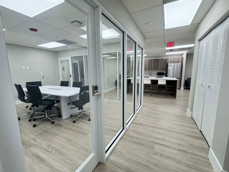 More Photos Of 1200 NW 78th Ave, Doral Unknown For Lease