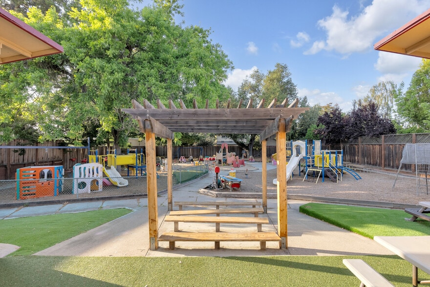 More Photos Of 645 W Fremont Ave, Sunnyvale Daycare Center For Sale
