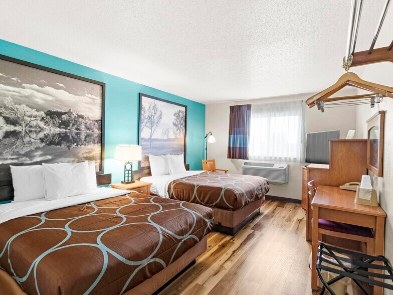 More Photos Of 500 E A St, Ogallala Hotel For Sale