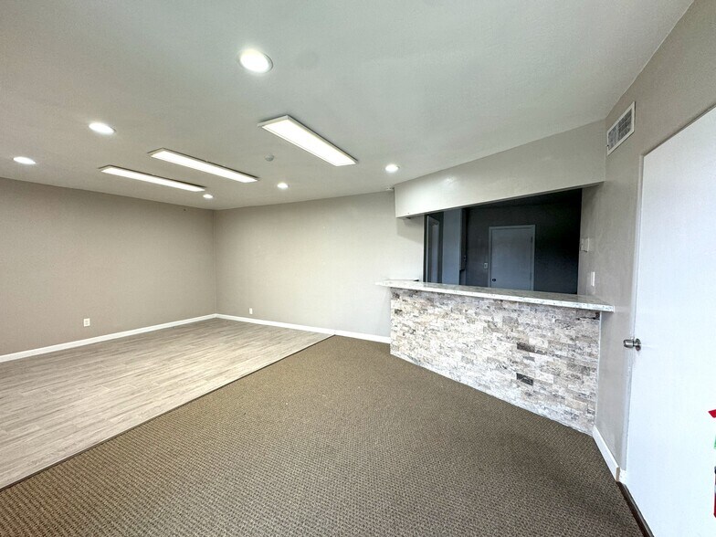 More Photos Of 1410 7th St, Wasco Medical For Lease