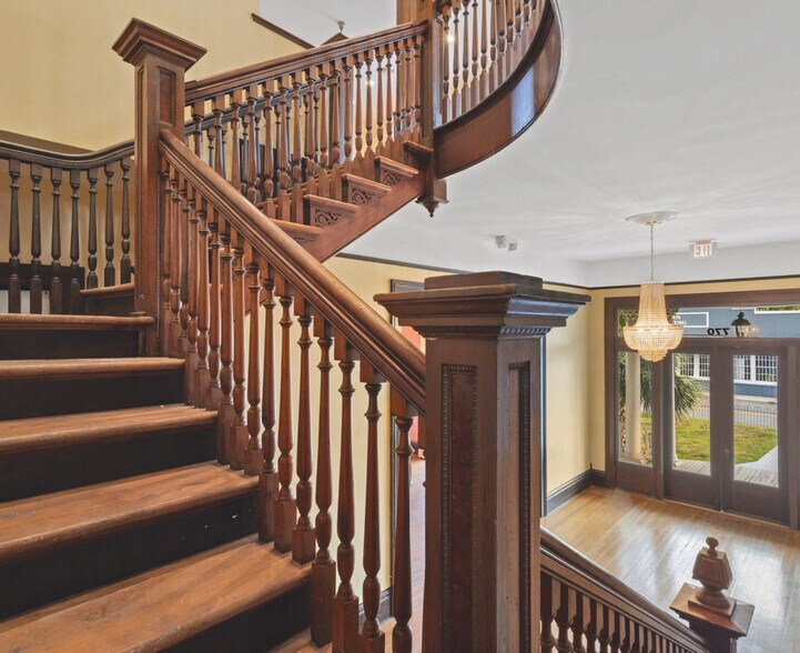More Photos Of 770 Jackson St, Biloxi Lodge Meeting Hall For Sale