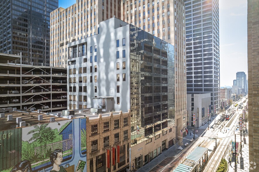 More Photos Of 917 Main St, Houston Apartments For Lease