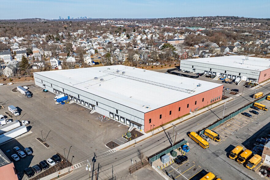More Photos Of 50 Industrial Dr, Hyde Park Warehouse For Lease