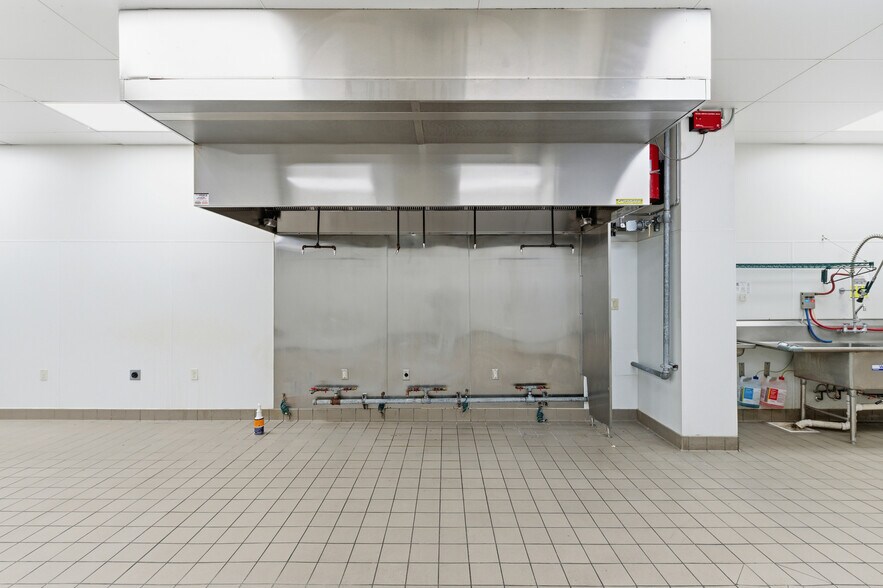 More Photos Of 4122 Campbell Rd, Houston Flex For Lease