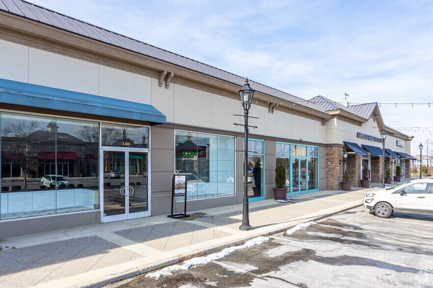 More Photos Of 1960-1984 Pavillion Way, Lexington Unknown For Lease