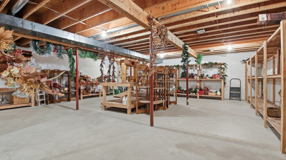 More Photos Of S286 WI-35, Nelson Restaurant For Sale