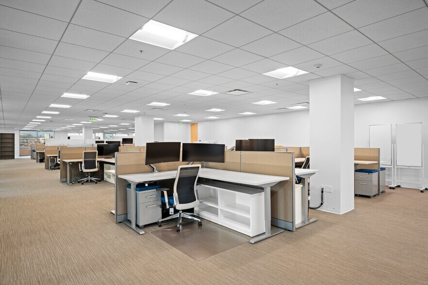 More Photos Of 301 N Lake Ave, Pasadena Office For Lease