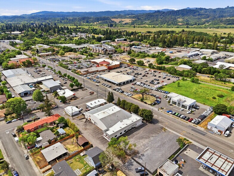 More Photos Of 1420 Healdsburg Ave, Healdsburg Flex For Sale